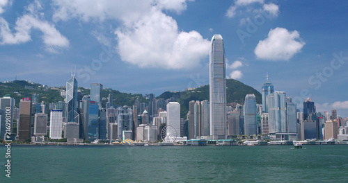  Hong Kong skyline © leungchopan