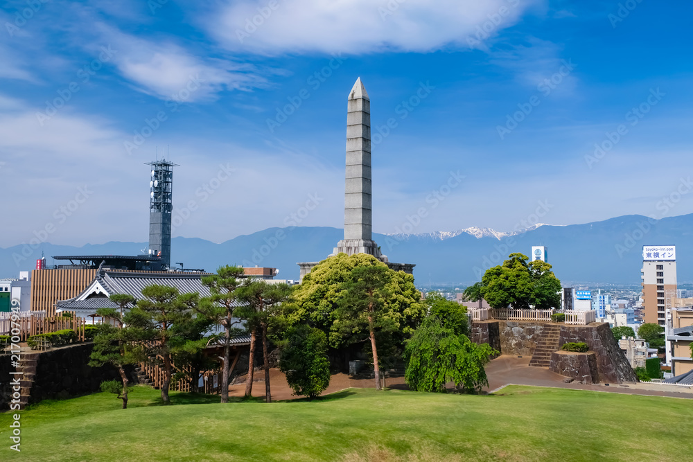 Obraz premium 甲府城跡と甲府市街