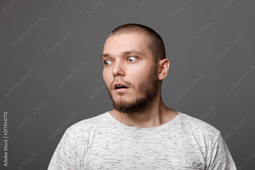 Obraz premium the portrait of the young bearded man