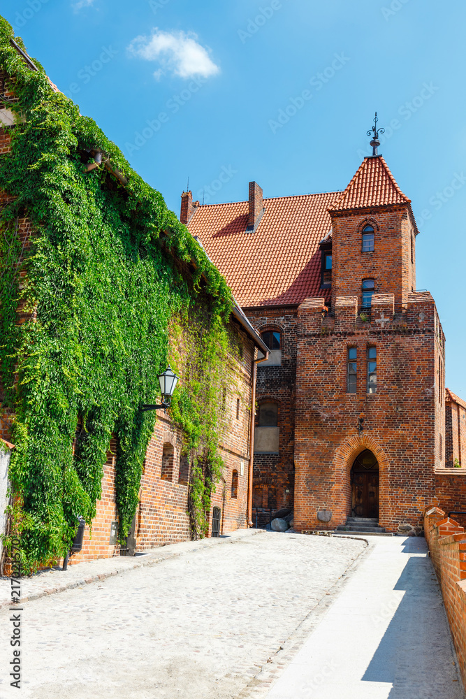Φωτογραφία view of historical buildings in polish medieval town Torun in Poland