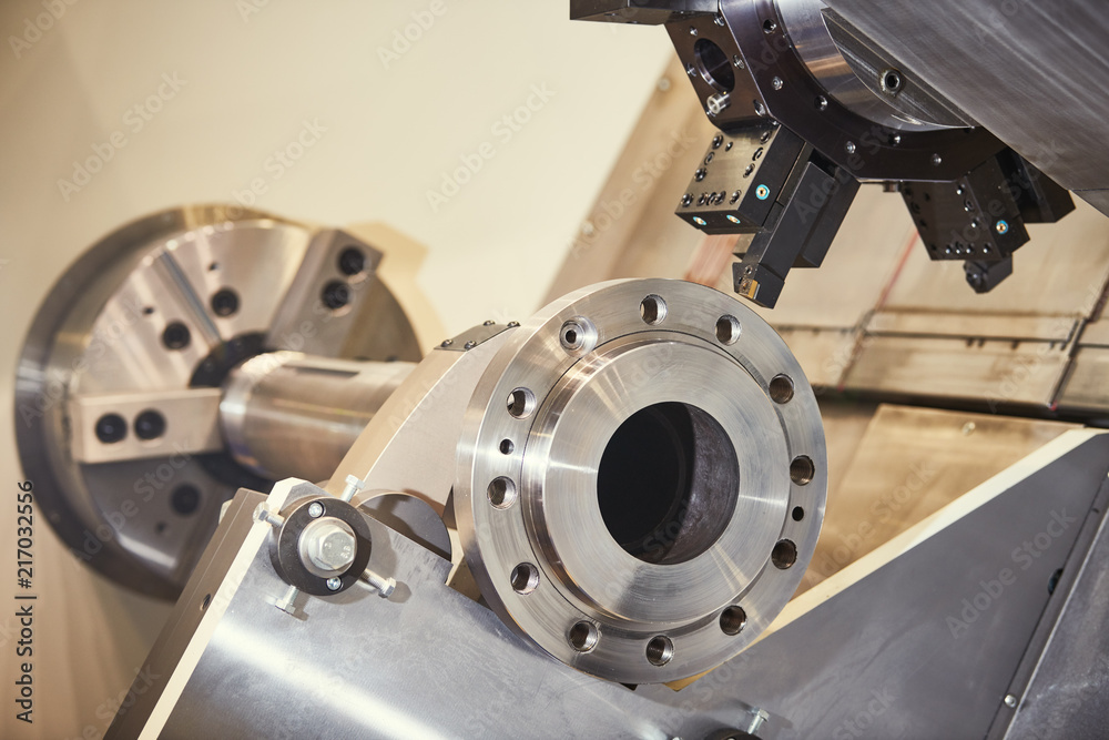 cutting flange and shaft at metal working on lather machine cutting flange and shaft at metal working on lather machine