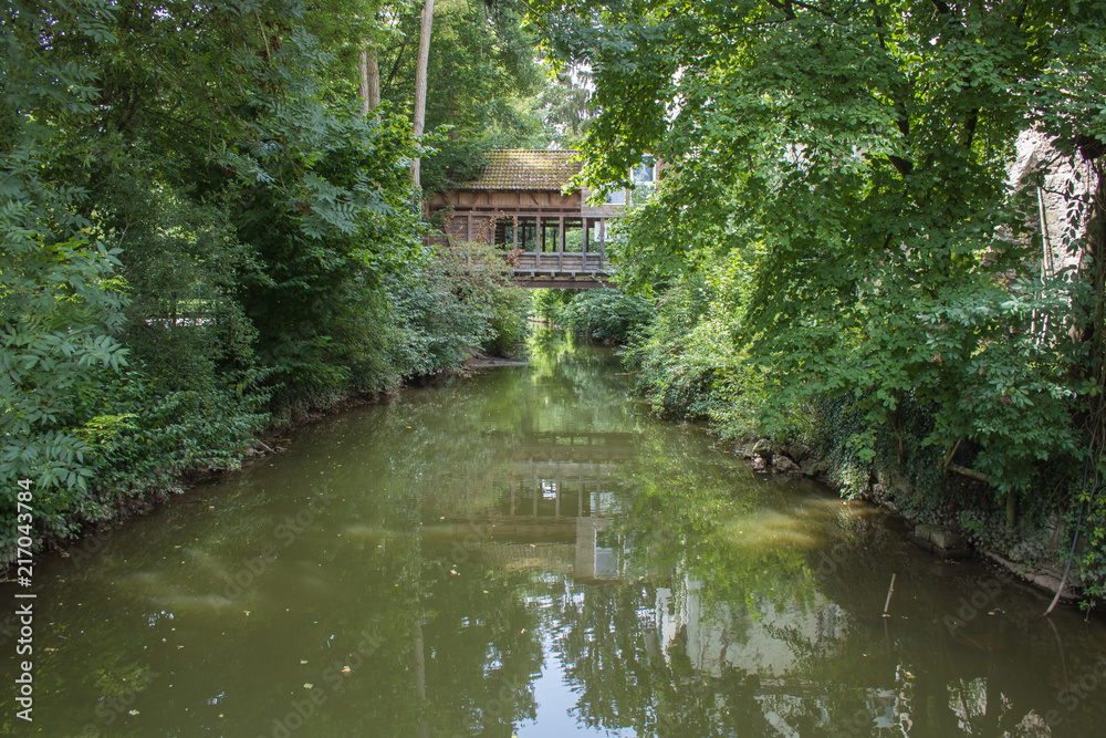 Naklejka premium Panorama mit einsamem Haus in Waiblingen, Deutschland