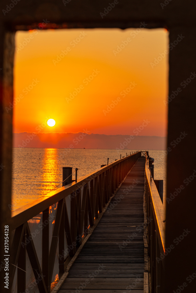 Fototapeta premium L'ALBA IN UN QUADRO