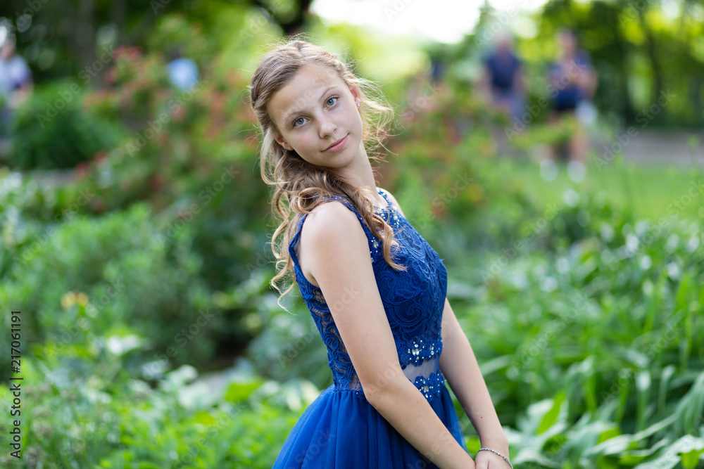 Sara formal 5 Sara formal 5
