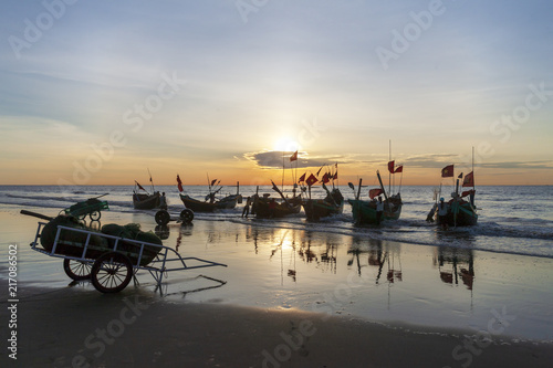 Vietnamese fishermen © Dung