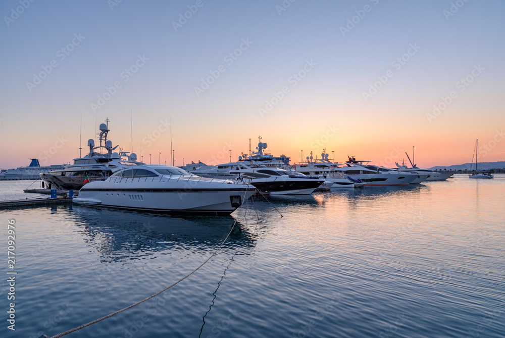 Naklejka premium Sochi, Russia. Luxury yachts in harbor