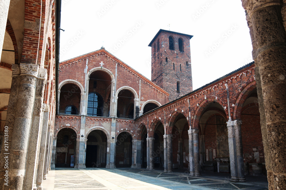 Sant'Ambrogio (Bazylika św. Ambrożego w Mediolanie) 