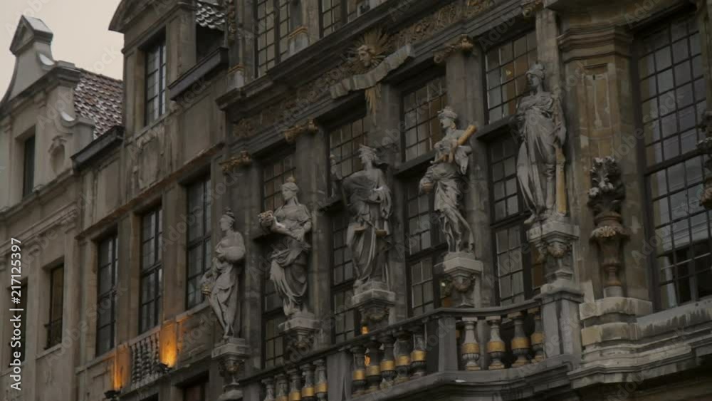 Downtown Building With Statues In The City Of Brussels, Belgium. Downtown Building With Statues In The City Of Brussels, Belgium.
