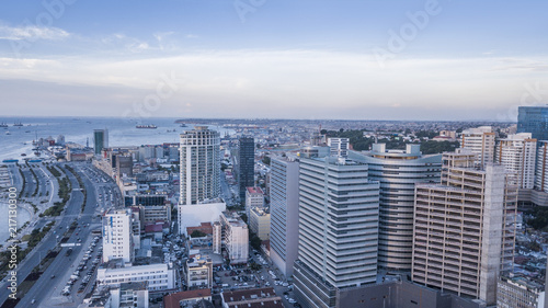 Fotografi Aerial photograph of the marginal of Luanda, Angola