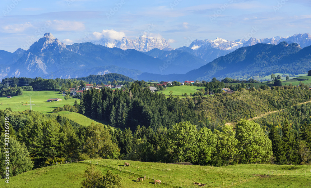 Naturlandschaft im Allgäuer Alpenvorland nahe Nesselwang Naturlandschaft im Allgäuer Alpenvorland nahe Nesselwang