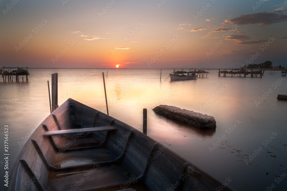 Fototapeta premium Lesina e il suo lago