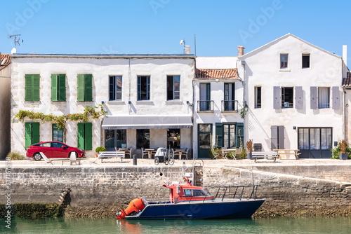 ILE DE RE (France), le port de Saint-Martin