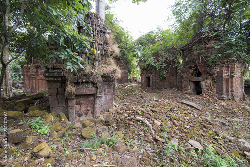 CAMBODIA SRA EM PRASAT NEAK BUOS KHMER TEMPLE