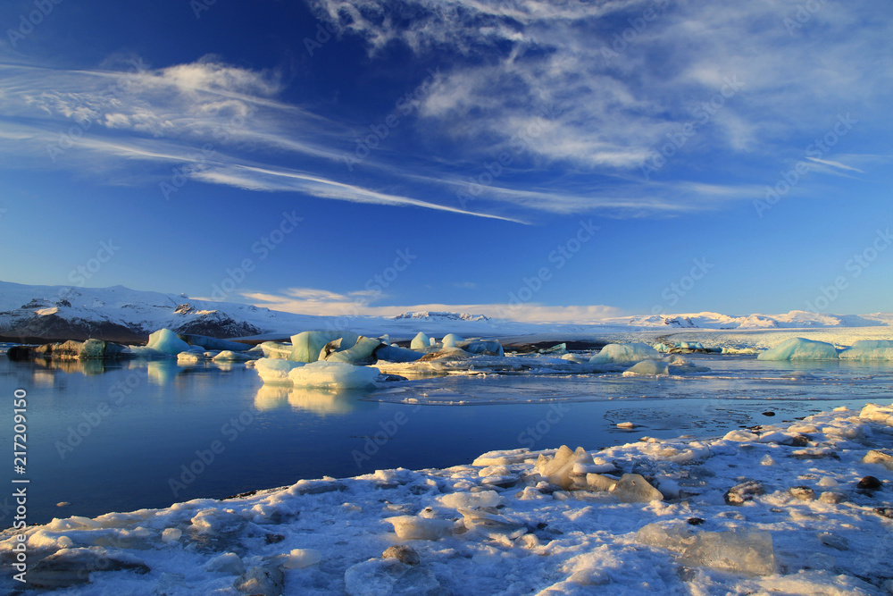 Icebergs in Jokulsarlon Glacial Lagoon in Skaftafell NP, Iceland