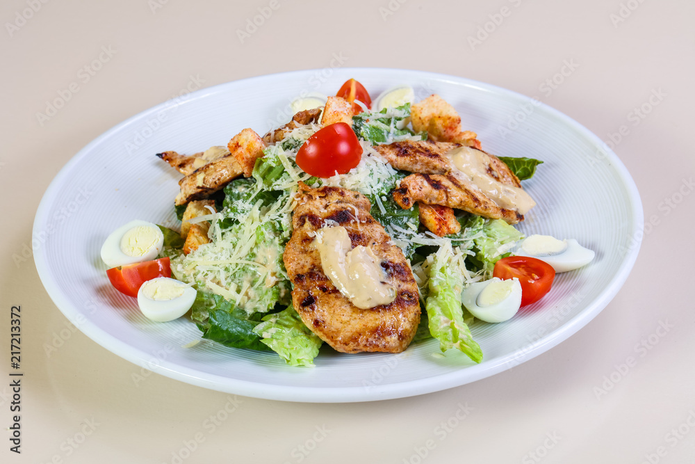 Caesar salad with chicken