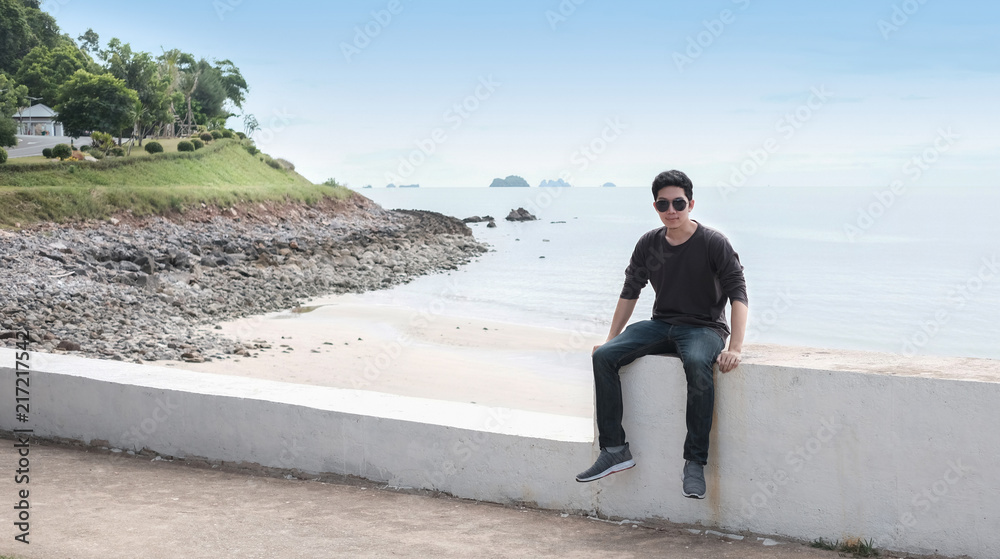 Handsome man with casual clothing in holiday Handsome man with casual clothing in holiday