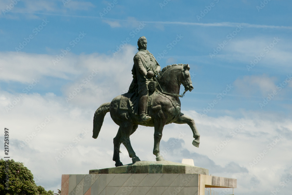 Fototapeta premium Equestrian Statue of John VI - Porto - Portugal