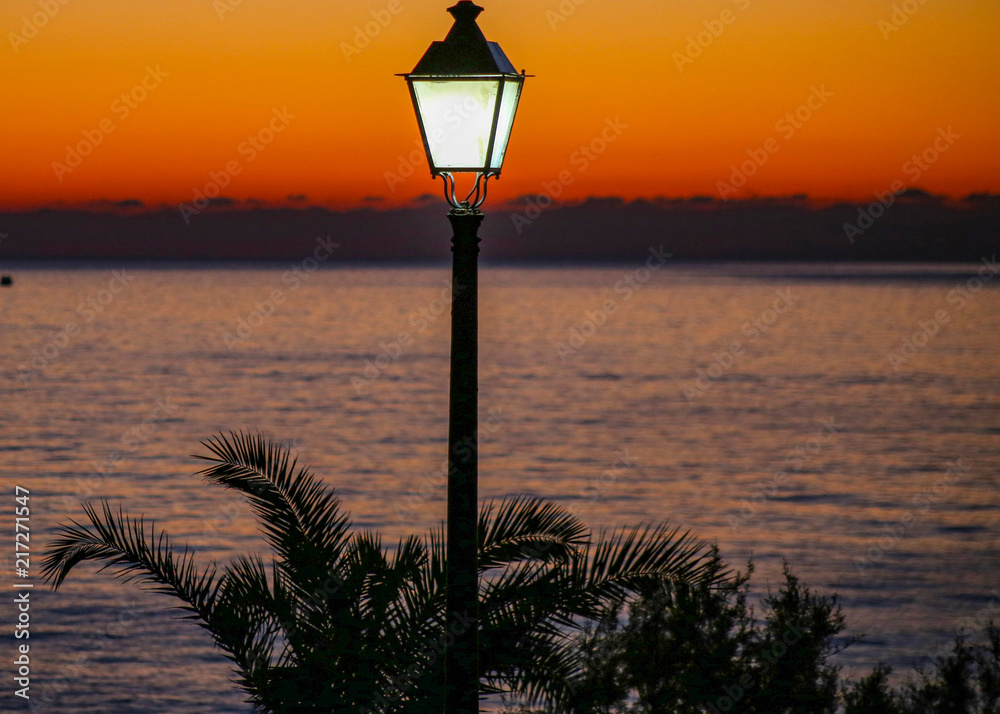 Lantern and The Sea