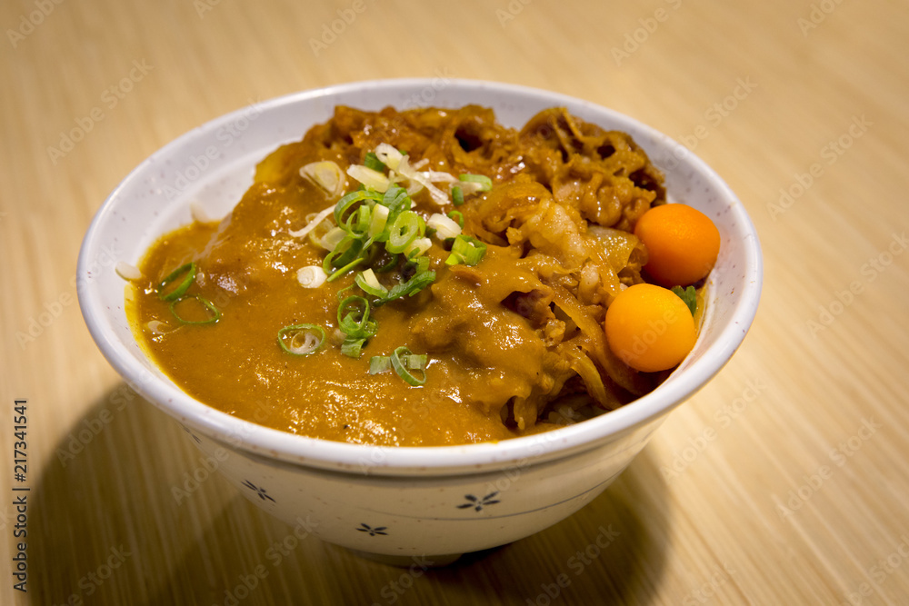 Delicious Japanese curry rice with carrots, potatoes, onions and pork, delicious and healthy
