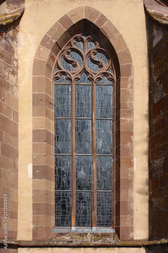 Gothic window at St. Marien, Saarburg-Beurig