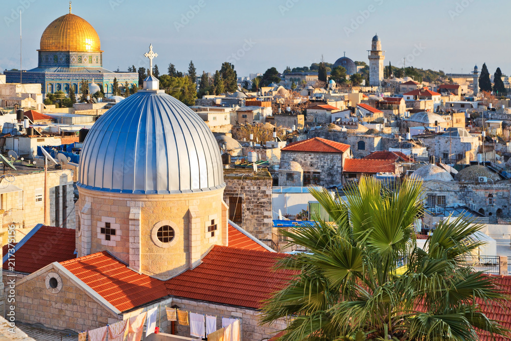 Naklejka premium widok na n dachów Starego Miasta w Jerozolimie