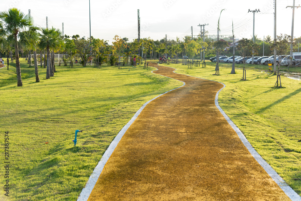 running track in public park