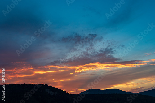 Sonnenuntergang über den Bergen © Maximilian