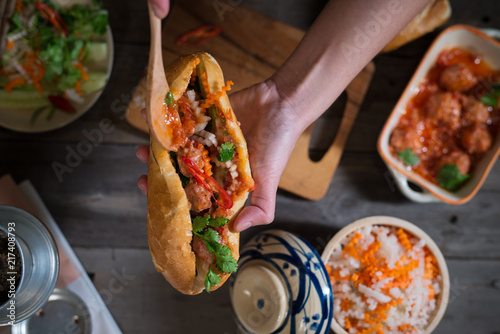 Foto Banh Mi Xiu Mai