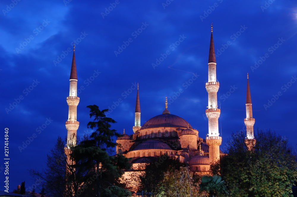 Photo & Art Print Domes and minarets of The Blue Mosque (Sultanahmet ...