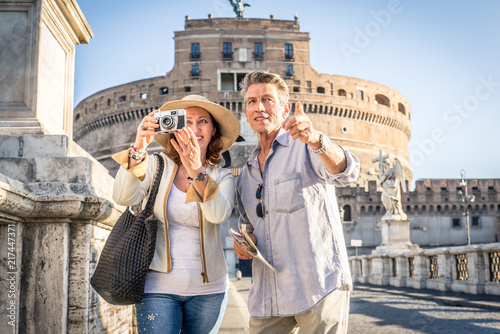 Canvas Print Senior couple in Rome