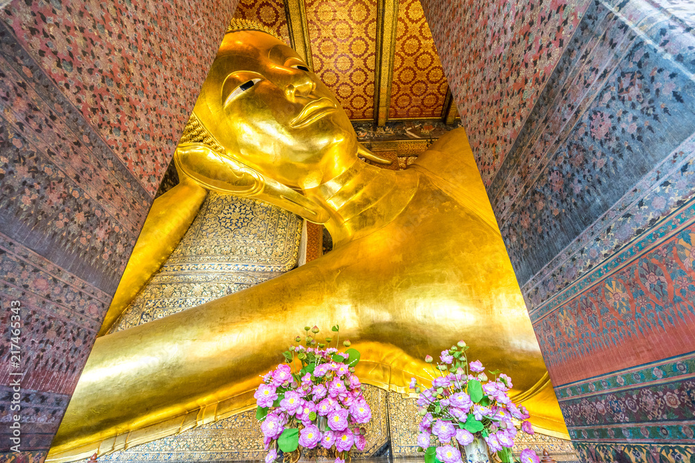 reclining Buddha, Wat Pho is one of Bangkok's oldest temples.
