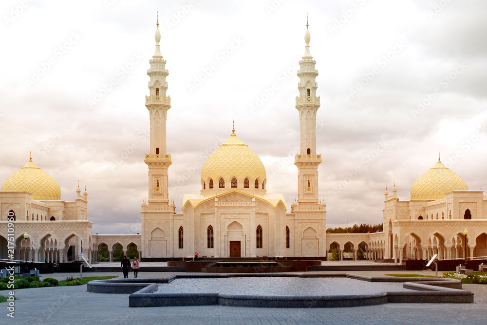 Fototapeta premium Photo of beautiful unusual White Mosque