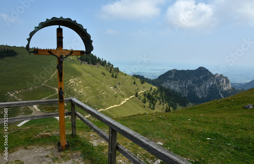 Wegkreuz bei der Kampanwand in den Chiemgauer-Alpen, Bayern, Deutschland, photo