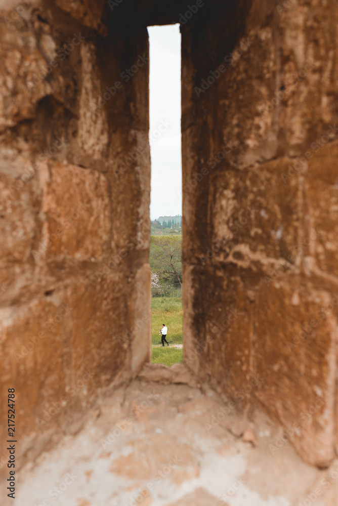 Obraz premium LITTLE SPACE LOOKING TO NATURE