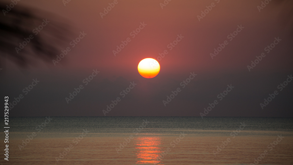 Sun Rise over the Sea