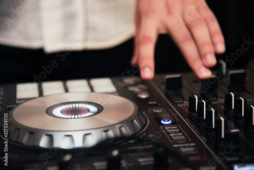 Hand on sound dj mixer