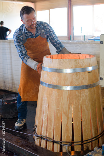cooper making a barrel