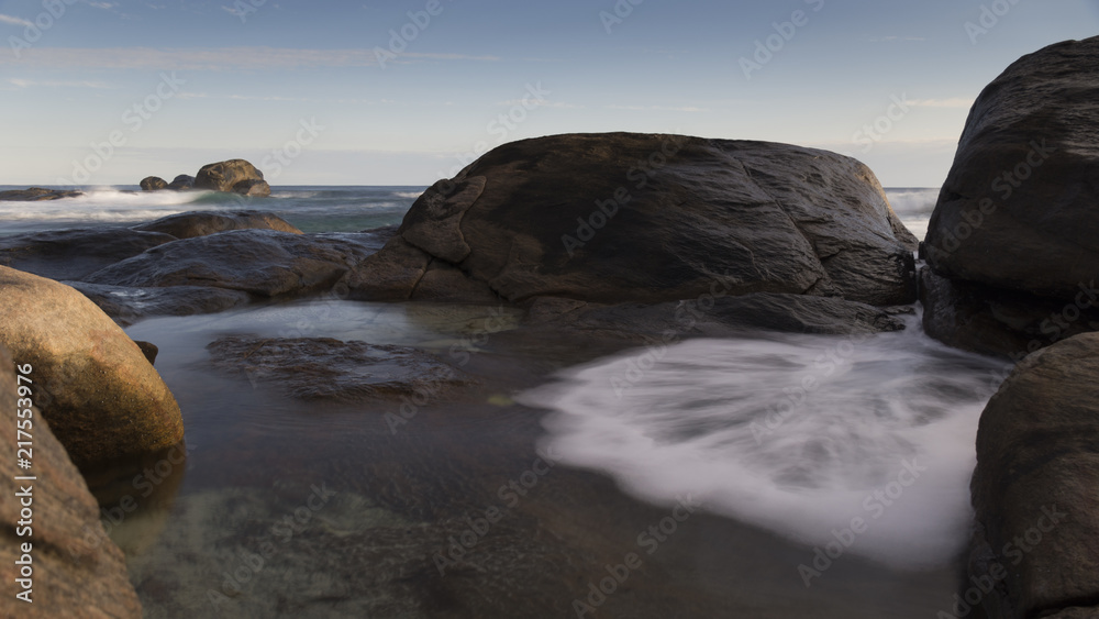 Fototapeta premium Beach rock pool