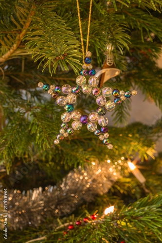 christmas tree ornament of pearly star