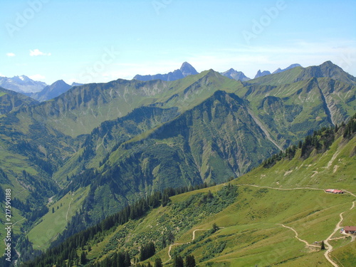 Berge um das KLEINWALSERTAL   Vorarlberg  
