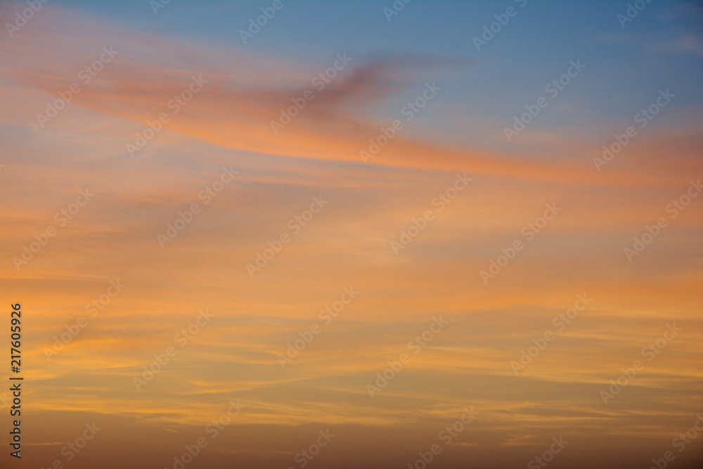 Fototapeta premium beautiful chic fiery sunset