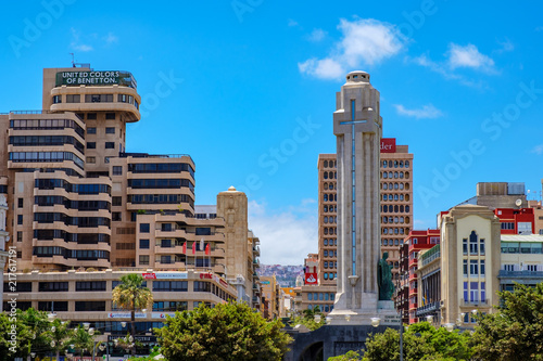 The city center of Santa Cruz seen from the port. Santa Cruz in the harbor.