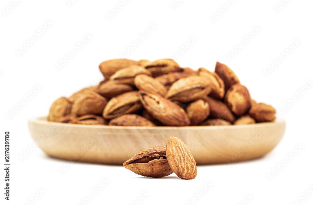 Obraz premium roasted almond seed high protein healthy natural food