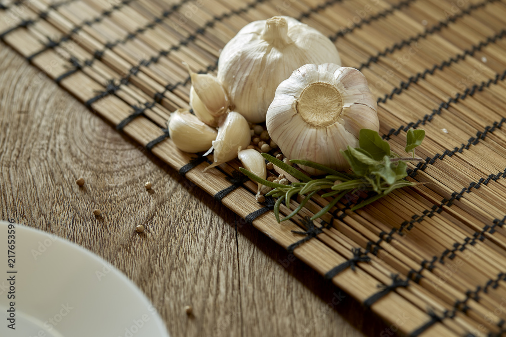 Fototapeta premium Close purple garlic and pepper