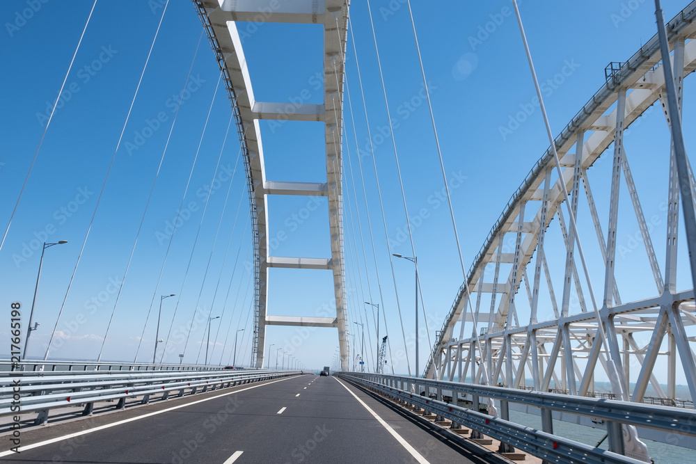 Cars go on the Crimean automobile bridge