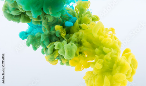 Abstrakcjonistyczny akrylowy farba kolor wiruje w wodzie, tekstury tło.