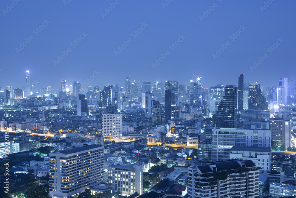 Bangkok skyscraper at night.