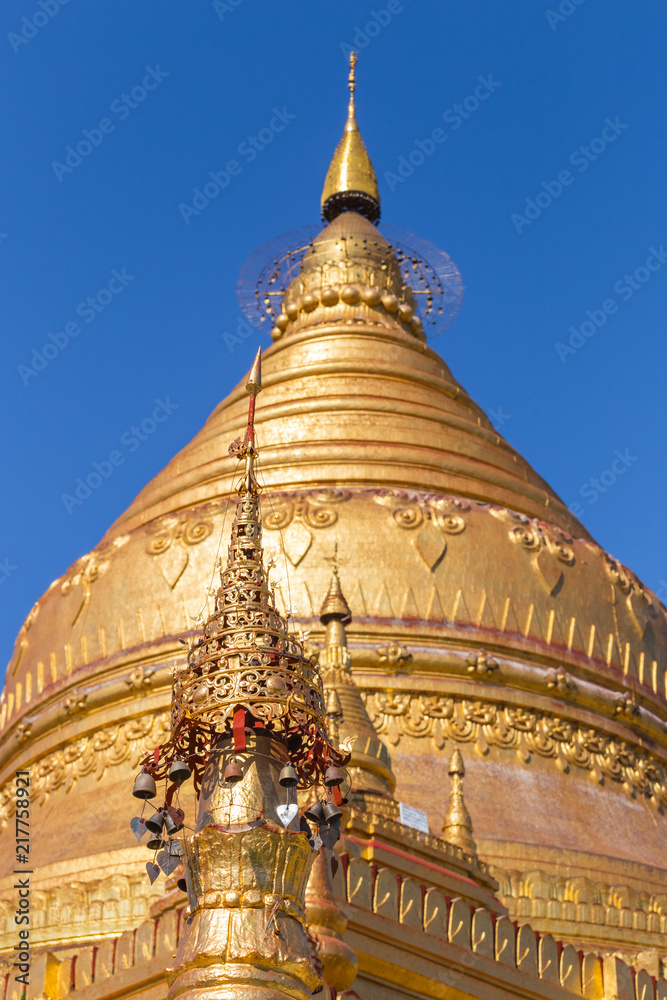 Shwezigon Paya Pagoda, in Bagan Myanmar