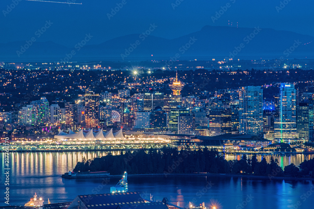 Fototapeta premium Vancouver British Columbia at Night
