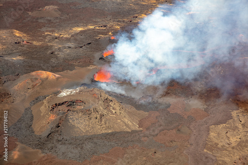 Eruption du volcan de la Fournaise à la Réunion en avril 2018